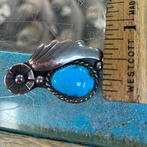 NAVAJO HANDMADE Turquoise Sterling Silver Foliate Feather Flower Clip EARRINGS - Picture 7 of 7